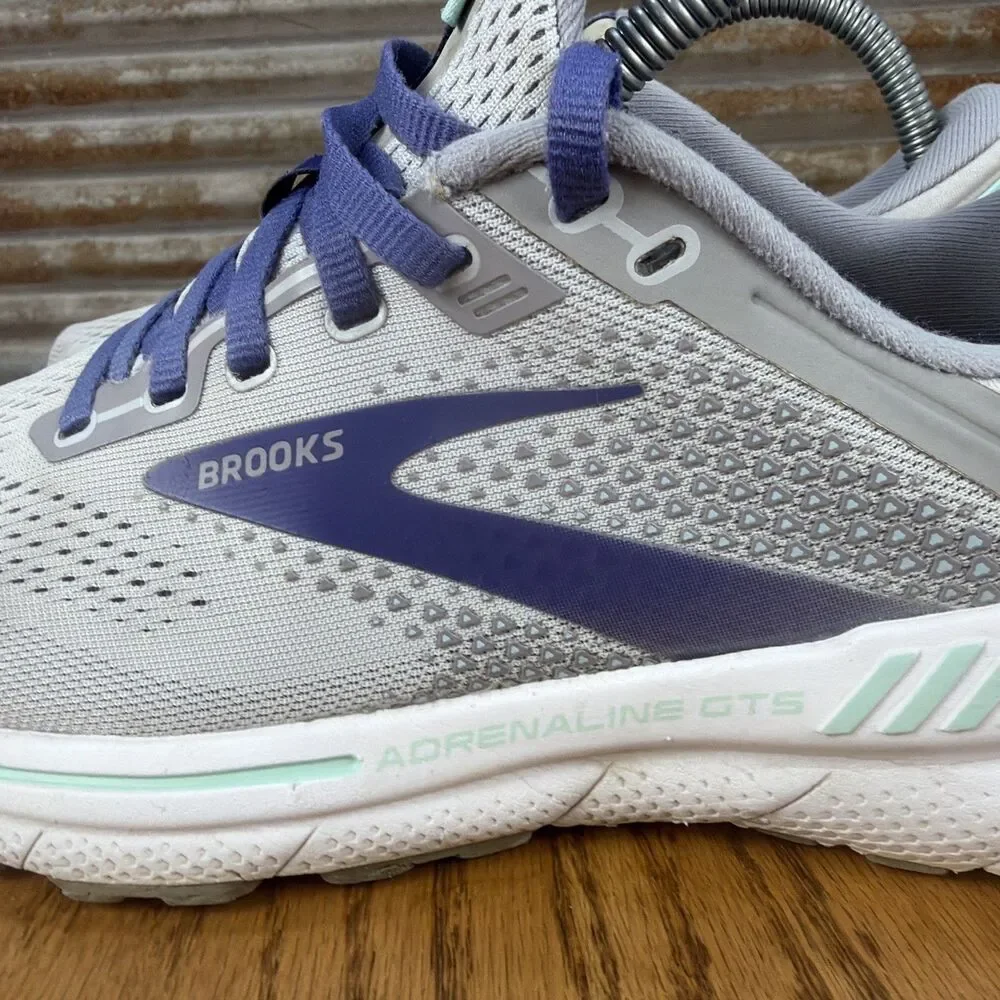 Brooks Womens Adrenaline GTS 22 1203531D045 Gray Running Shoes Sneakers Size 9 D